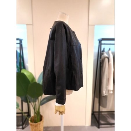 라운드 넥 에코 가죽 자켓 블랙