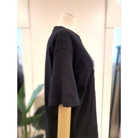 그로우 자수 프린트 반팔 티셔츠 블랙