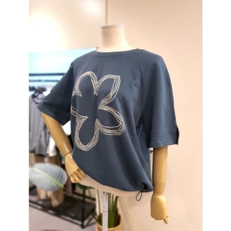 밑단 스트링 플라워 티셔츠 마린블루