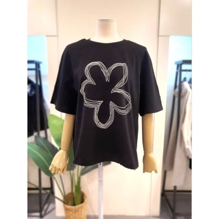 밑단 스트링 플라워 티셔츠 블랙