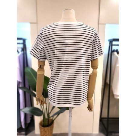 자수 스트라이프 반팔 티셔츠 네이비