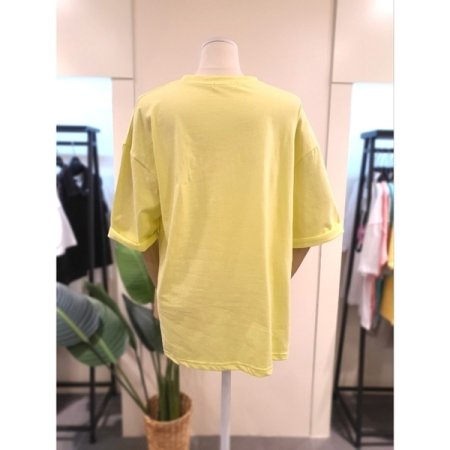 베스티 루즈핏 롤업 소매 티셔츠 YE