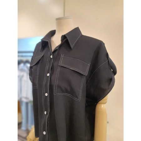 스티치 카라 롤업 반팔 블라우스 블랙