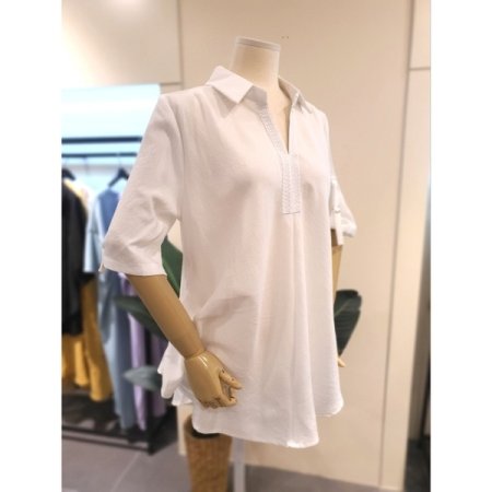 자수 카라 반팔 블라우스 아이보리