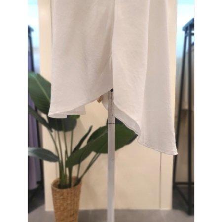 자수 카라 반팔 블라우스 아이보리