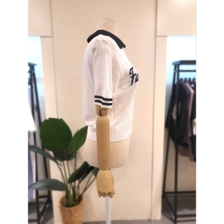 오픈 카라 배색 니트 아이보리