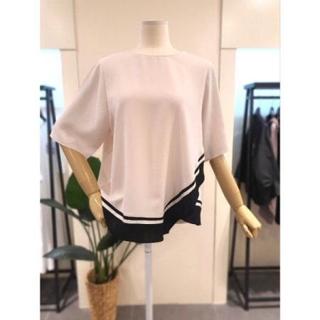 맥 배색 루즈핏 반팔 블라우스 베이지