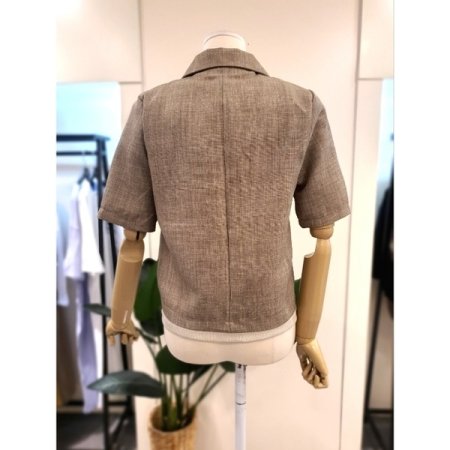 코튼 쓰리 버튼 반팔 숏 자켓 브라운