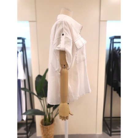 스티치 카라 롤업 반팔 블라우스 IV