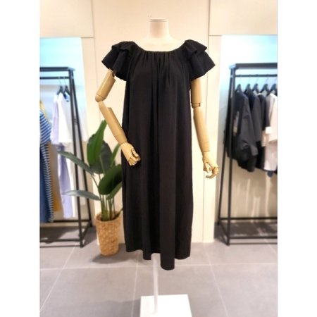 숄더 프릴 원피스 블랙