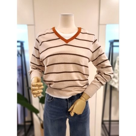 배색 V넥 스트라이프 니트 베이지