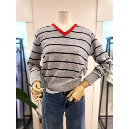 배색 V넥 스트라이프 니트 베이지