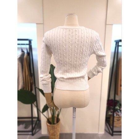 피넛 꾀배기 긴팔 니트 아이보리