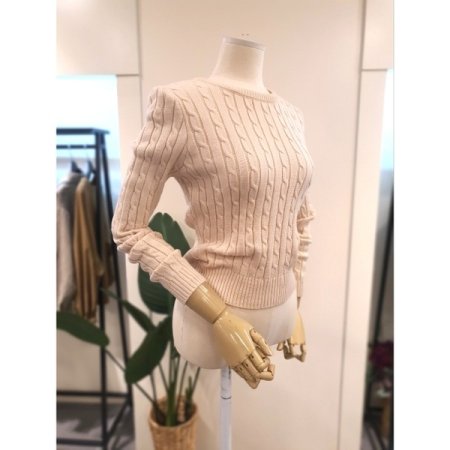 피넛 꾀배기 긴팔 니트 베이지