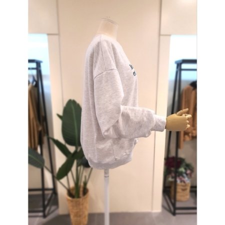 자수 레터링 긴팔 티셔츠 라이트그레이