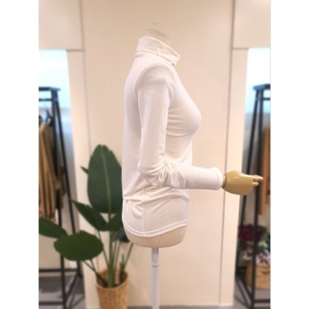 베이직 폴라 스판 티셔츠 아이보리