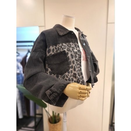 레오파드 배색 데님 자켓 블랙