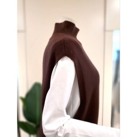 밑단트임 반목 레이어드 조끼 브라운