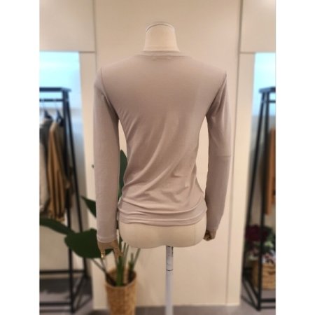 스판 라운드넥 티셔츠 베이지