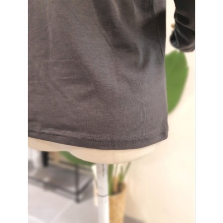 에어 릴랙스 찰랑 폴라 티셔츠 다크