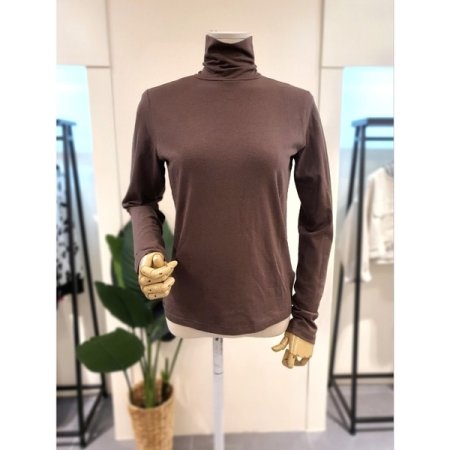 에어 릴랙스 찰랑 폴라 티셔츠 브라운