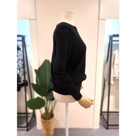 다이아 패턴 라운드 니트 블랙