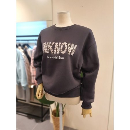 호피 레터링 기모 맨투맨 다크그레이