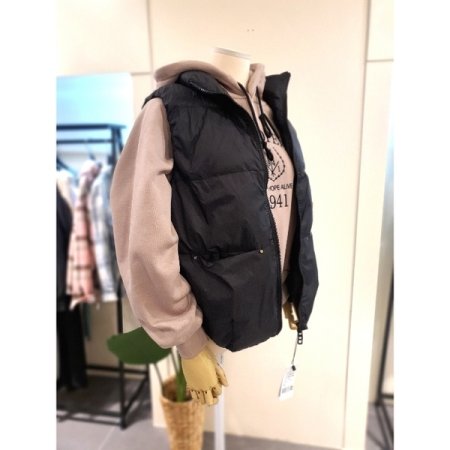 도트 투포켓 오리털 경량 패딩 조끼