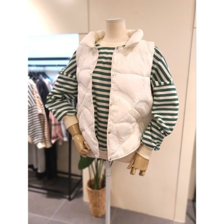 스티치 버튼 덕다운 패딩 조끼 IV