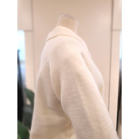 콤마 카라 버튼 가디건 크림