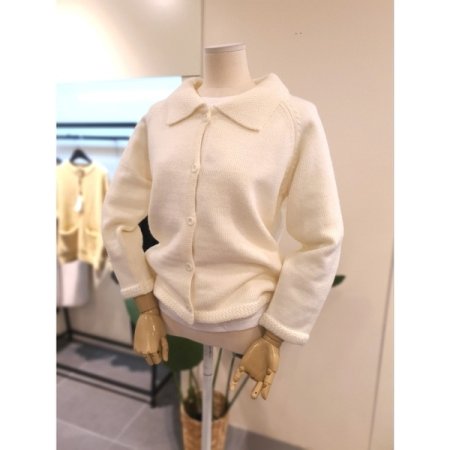 콤마 카라 버튼 가디건 크림