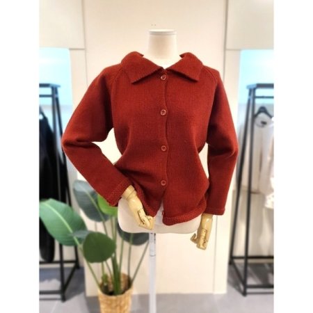 콤마 카라 버튼 가디건 크림