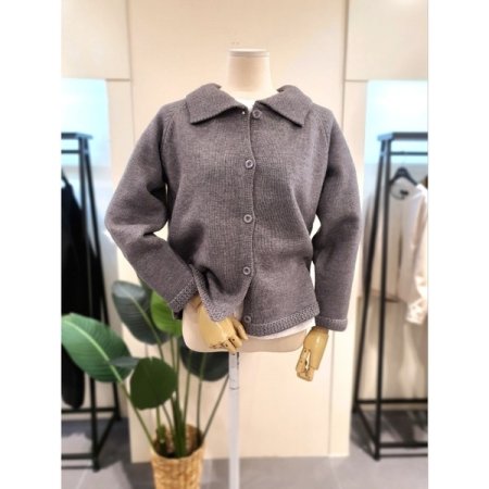 콤마 카라 버튼 가디건 크림