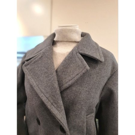 더블버튼 숏 코트