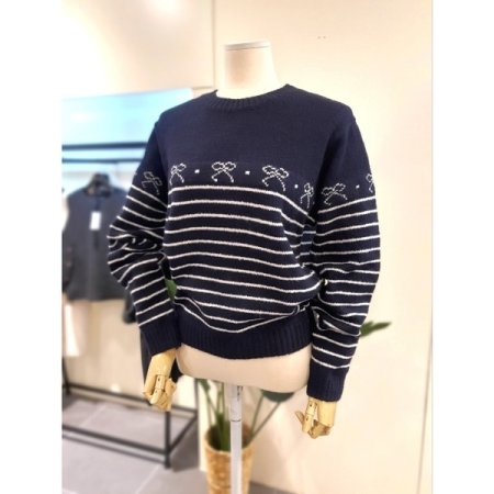 리본 라운드넥 니트 네이비