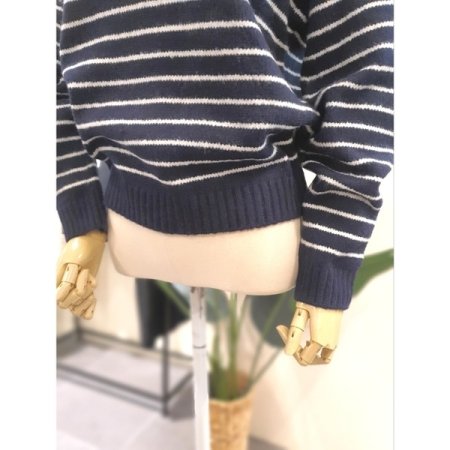 리본 라운드넥 니트 네이비