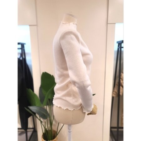 물결 반목 기모 티셔츠 크림