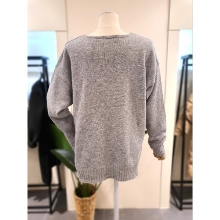 보카시 언발 V넥 니트 그레이