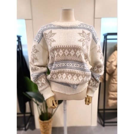 눈송이 도톰 라운드 니트 아이보리