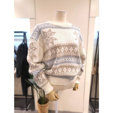 눈송이 도톰 라운드 니트 아이보리