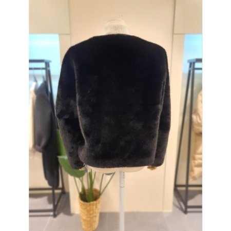 브이넥 투버튼 에코 퍼 자켓