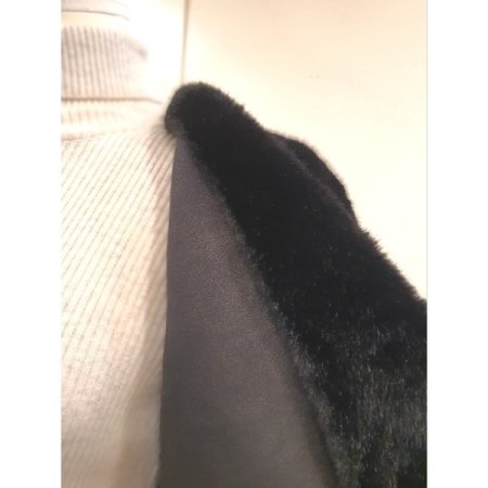 브이넥 투버튼 에코 퍼 자켓