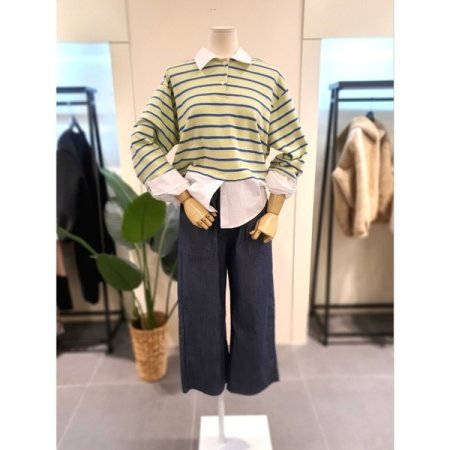 레이어드 스트라이프 카라 맨투맨 LE