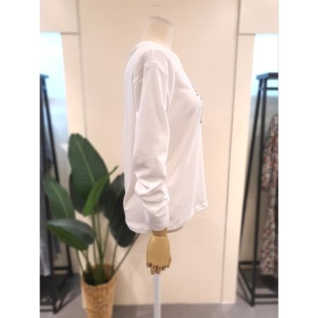 러브 라운드넥 긴팔 티셔츠 아이보리