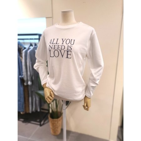 러브 라운드넥 긴팔 티셔츠 아이보리