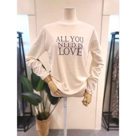 러브 라운드넥 긴팔 티셔츠 아이보리