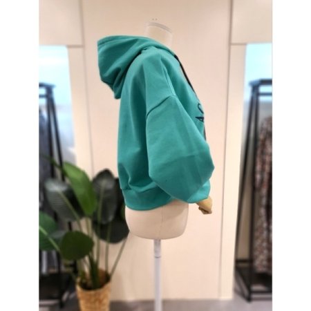 이티씨 쭈리 크롭 후드 그린