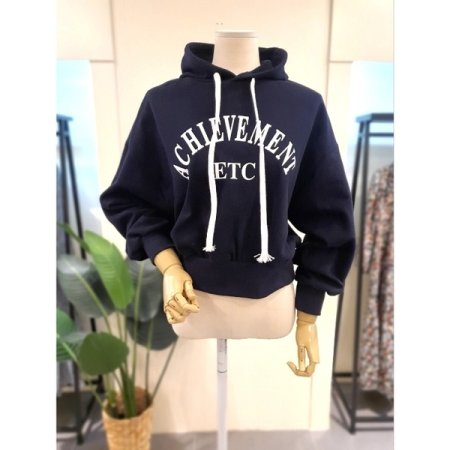 이티씨 쭈리 크롭 후드티 네이비