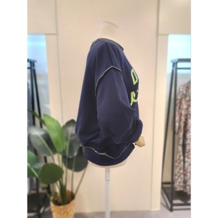 아카데미 스티치 쭈리 맨투맨 네이비