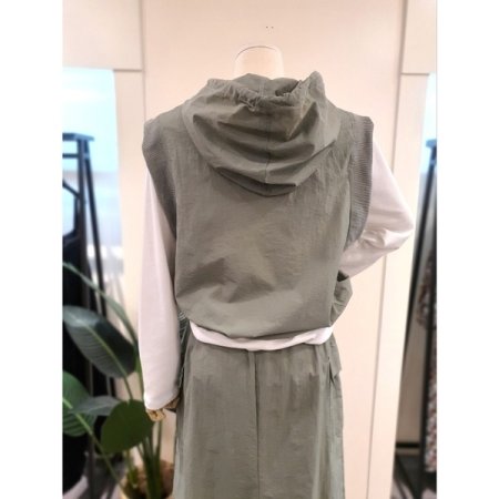 바스락 스트링 후드 스커트 세트 카키